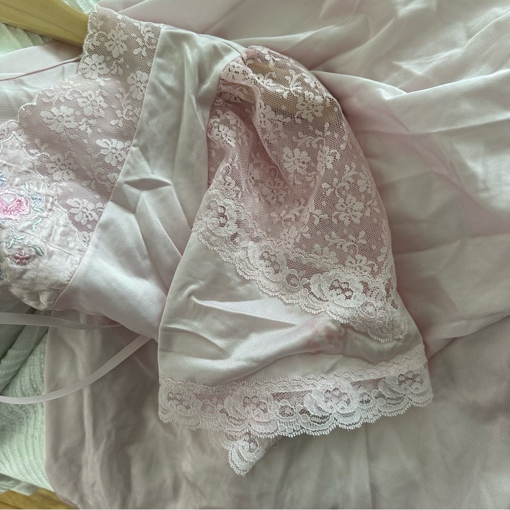 Lorraine pink nightgown size L Women - Picture 6 of 8